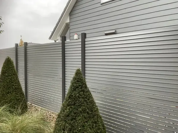 Sichtschutz am Neubau