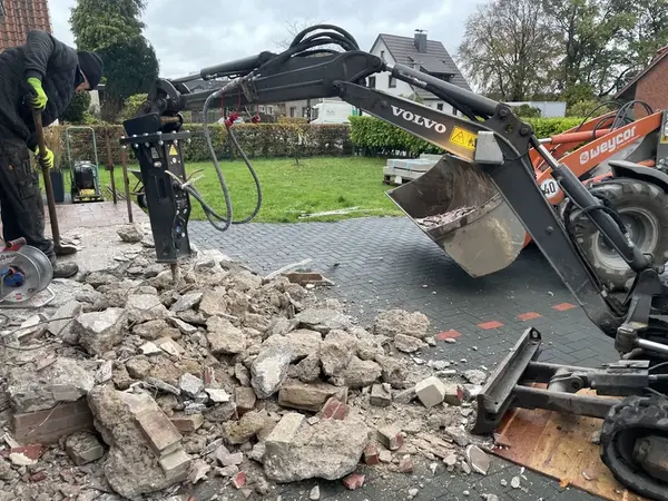 Abbruchhammer im Einsatz