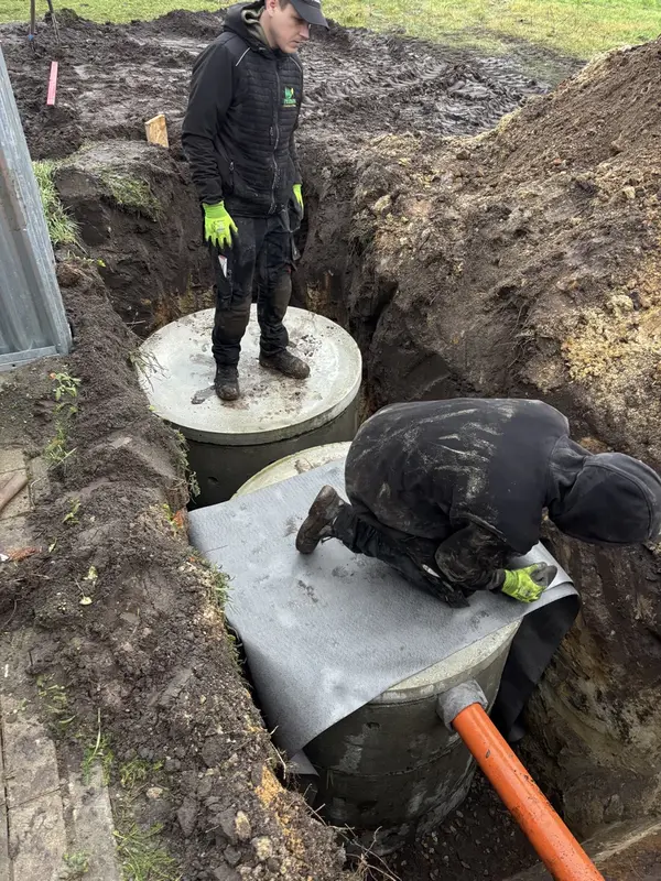 Betonschacht Montage